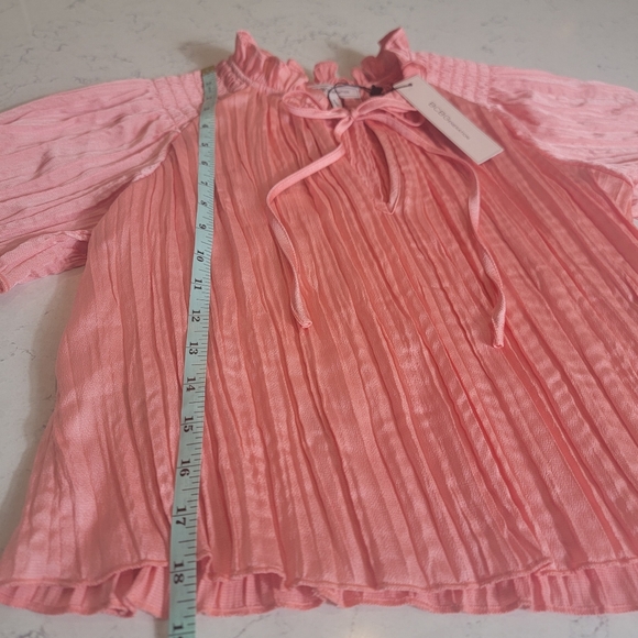 BCBGeneration Revolve crinkle front tie coral orange blouse size XS - Picture 3 of 11